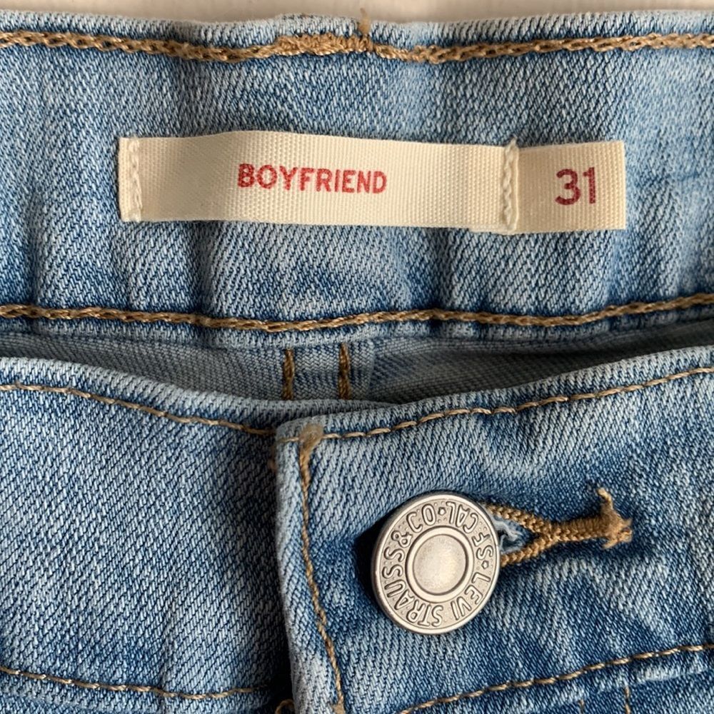 Levi’s Jeans Size 31 Boyfriend Womens Used Light Wash Blue - Picture 5 of 9
